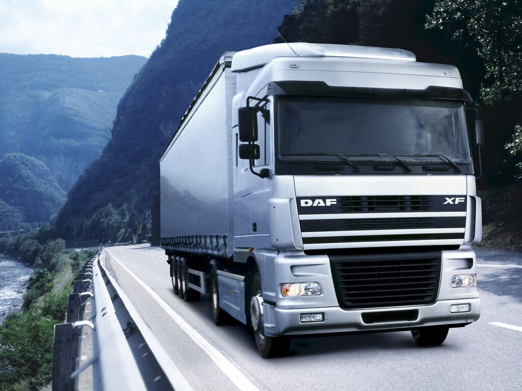 грузовик daf xf